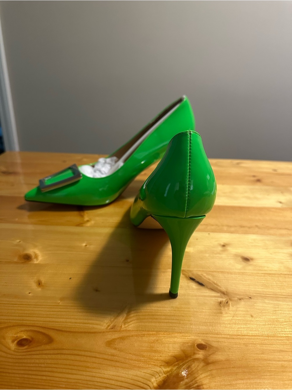 Bright Green Pointed Toe Women’s Pumps with Silver Buckle Accent - Picture 4 of 7